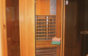 Schönes Haus mit 6 Schlafzimmern in. - Image 3