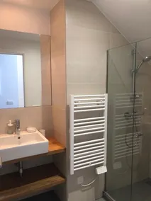 Villa récente, 5 ch/12 lits, vue mer, calme, piscine privée, 5 mins à pied plage - Image 4