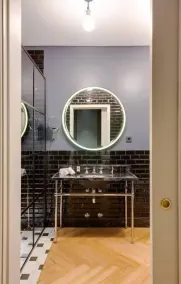Portie Deluxe Suites by DA'HOME - Image 4