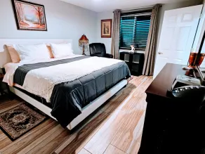 Remodeled 3BR/2BA house in Central Phoenix with a backyard - Image 5