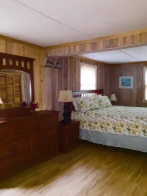 Spacious Lakefront Chalet Near Callaway, Many Amenities - Image 5