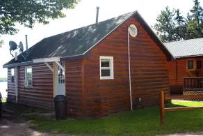 Chief Lake Lodge Resort Cabin #3 - Image 5
