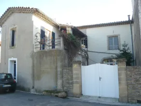 Charming 210 m2 village house on 2 levels with courtyard and terrace - Image 5