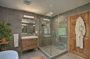 Wildflower Lotus Farm a Luxurious 5bd Home w/ Pool, Firepit and more - Image 3