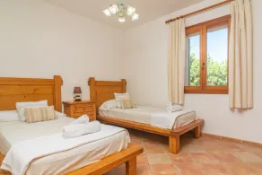 CAS GENERAL (SANTA EUGENIA)- Schöne rustikale Villa mit privatem Salzpool und kostenlosem - Image 3