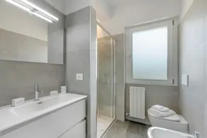 Bellevue Modern Apartment 10, Tremosine, Italy - Image 4
