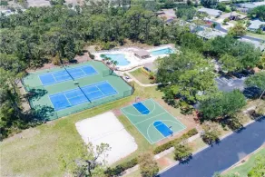Lyxigt 4 sovrum, 3 badrum hem med veckovisa + rabatt i Neapel, Florida - Image 3
