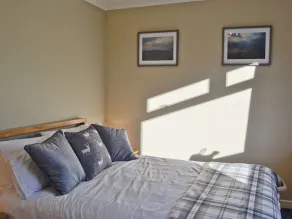 Alojamiento de 2 habitaciones en Langbank, near Port Glasgow - Image 5