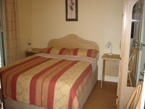 4-Star Holiday Home Seaside Location on Galway Bay Near City - Image 5