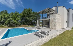 Holiday Home Green Way with Pool - Image 4