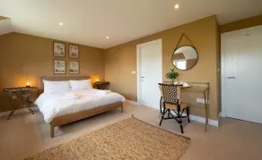 Stunning Barn Conversion | Hot Tub | Log Burner | Near Woolacombe & Croyde Beach - Image 5