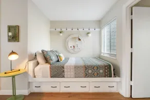 Above the Trees - Modern Studio for 2 with Views, Wifi, Pools - Image 3