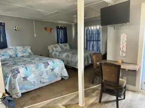 Waterfront cabin in beautiful Aransas Pass, Texas - Image 3