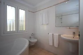 Belvilla by OYO Casa Olivia Nova - Image 3