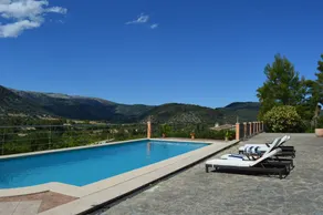 Lyxig villa med pool och utsikt över Sierra Tramuntana 15 'från stranden - Image 5