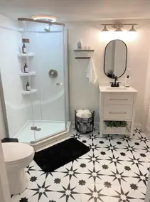 Newly Renovated Private Cozy & Conveniently Located  - Image 4
