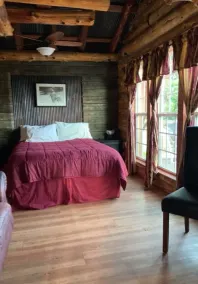 Handmade Arkansas Red Tree Treehouse - Image 3