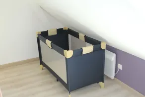 Lyst sommerhus med terrasse og have ideel til at besøge regionen - Image 2