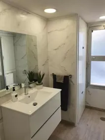 Beautifully furnished studio apartment across from the Miraflores tennis club - Image 3