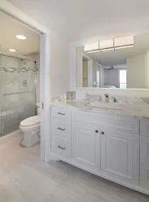 Récemment rénové 10e Condo étage avec Striking Golfe Vues panoramiques! - Image 3