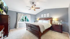 Hot Tub, Luxury King Bed & Yard Games ~ Quiet & Serene w Incredible Yard - Image 4
