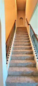 Luxurious 3700 sqft 4 beds, 3.5 bath, office, game and media room - Image 2
