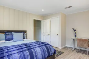 Vineyard Vista- 4 bedroom ranch-style  beautiful home *30+ Day Rental* - Image 2