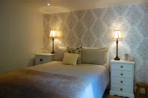 Peak District Luxury cottage, sleeps 8 plus pets - Image 5
