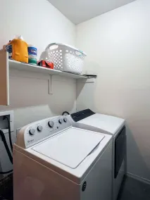 Unique! 3br Townhouse with Community Pool - Image 3
