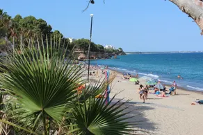 Villa incantevole in un resort per famiglie con piscina, giardino e Wi-Fi - Image 4
