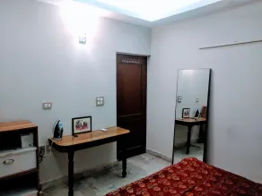 Uber Apartment for 4 in Central Delhi | Metro 5 mins away | Fully Airconditioned - Image 5