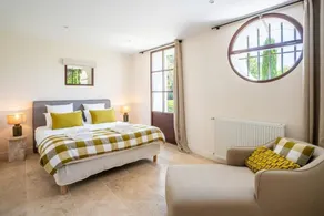 Bastide of the Rose Comtesse Luxury in Provence - Image 5