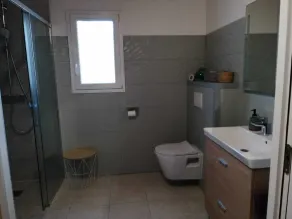 Hus 140m2 3 soveværelser stue på 62m 2, over jorden pool. - Image 4