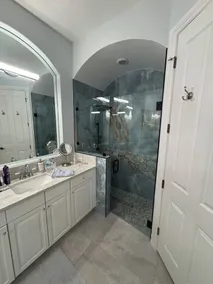 Gated Community Executive Home with Pool and Hot Tub! Private Golf, Tennis CC - Image 2