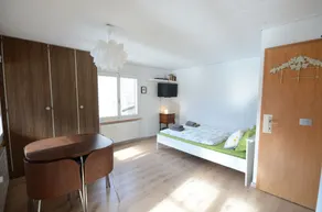 Studio face à la rivière.  Balcon privé avec des vues fantastiques.  Romanitc! - Image 4