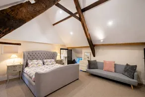 1652 Farmhouse Sleeps 15 · Hot Tub & Log Burners · Rhondda Valley - Image 4
