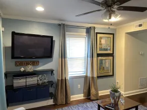Charming 4 Br 2Ba Duplex  - Image 2