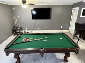 Spacious Modern Ranch with Bonus Room - Image 4