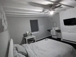 Shayan Studio Flats Stourbridge - Image 5