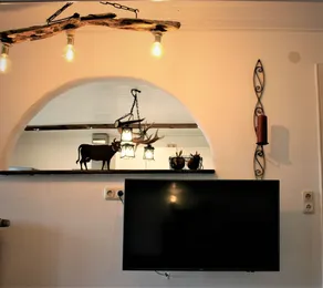 Apartment hayloft 100 sqm, 1-5 persons, 2 sep. Bedroom, WLAN, Balcony - Image 3