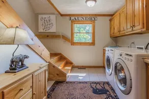PET FRIENDLY! AMAZING FALL BREAK DEALS! POOL & HOT TUB WITH VIEWS! EV CHARGER - Image 2