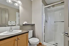 Close To It All! Rocky Mountain 2BR Loft Penthouse - Resort w Pool & 3 Hot Tubs! - Image 5