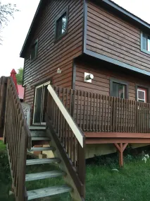 Lake front 3 bedroom 2 Storey Chalet, Sauna, Summer Heated Pool - Image 3
