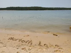 Clean, family/pet friendly AR Ozark Mountain/Norfork Lake Front Cabin - Image 4