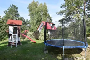 Comfortable holiday homes with a beautiful garden - Image 2
