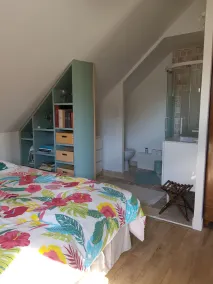 Room with suite - Image 3