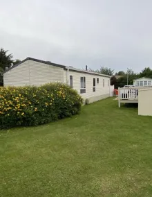 Luxury Air Conditioned holiday Lodge . sleeps 5  Burgh Castle  Great Yarmouth - Image 4