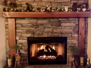 Arrowhead Lodge - 5 min walk to lake, jacuzzi tubs and AC! - Image 2