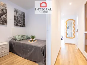 Modern Seaside Apartment, Sant Antoni - Image 5