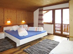 Schönes  Ferienhaus für 14 Personen mit  W-LAN, TV und Balkon - Image 4